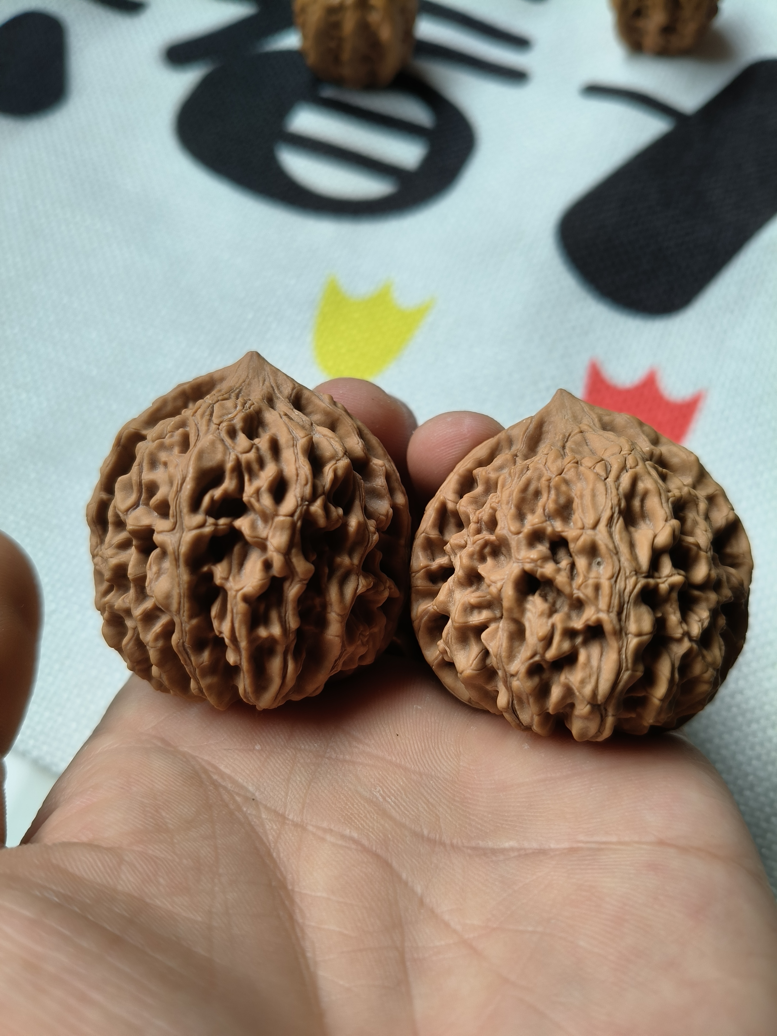 文玩核桃手把件通天八