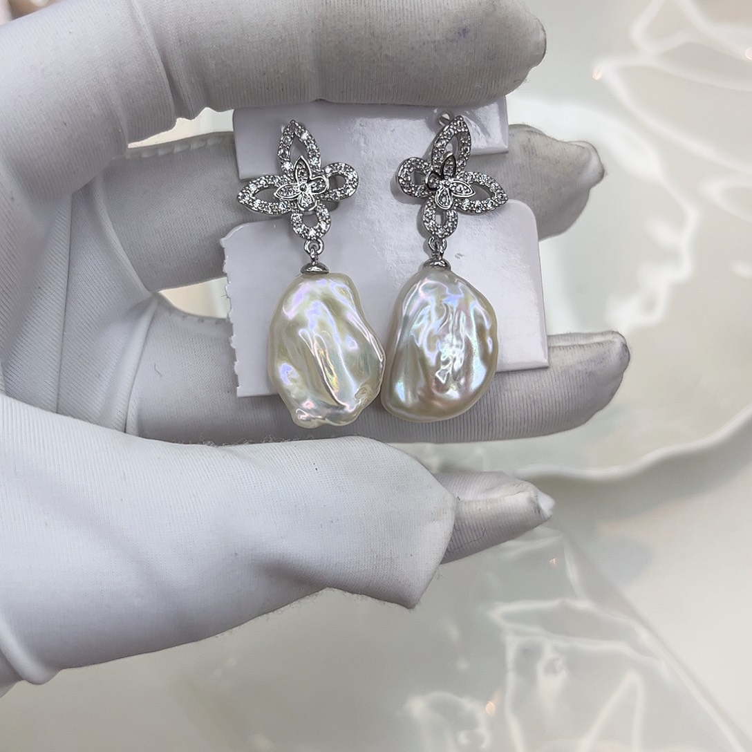 合金耳饰淡水珍珠