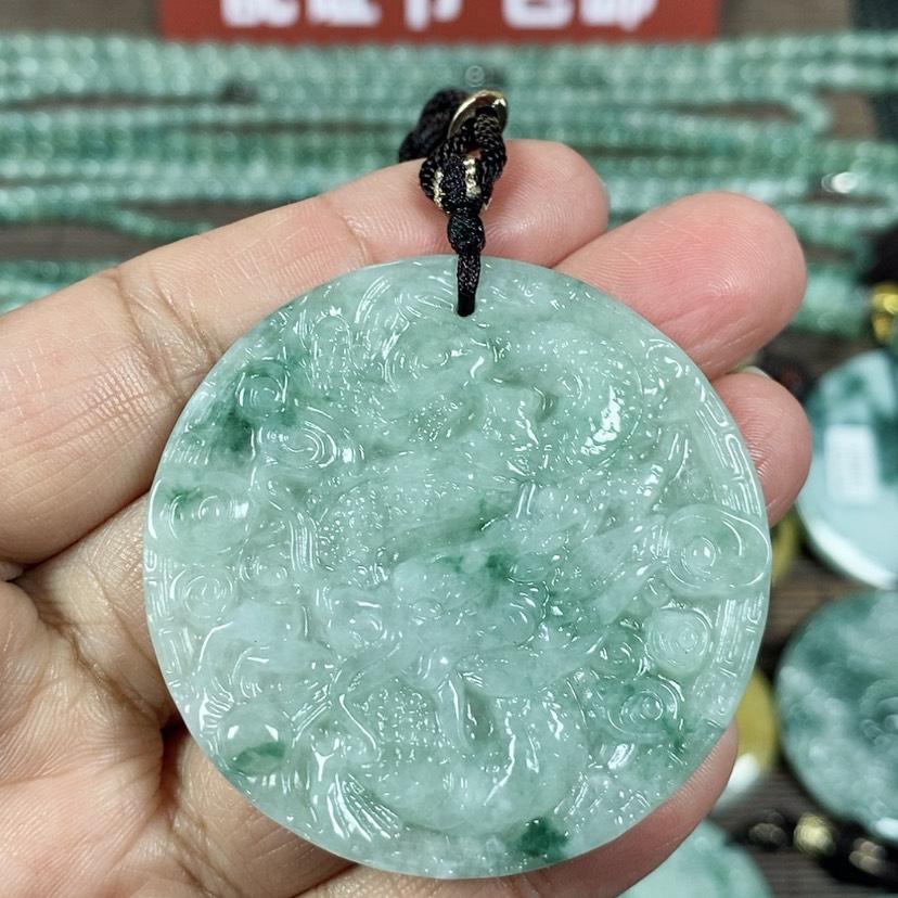 【闪购商品】翡翠颈饰未镶嵌玉吊坠翡翠玉圆形龙牌