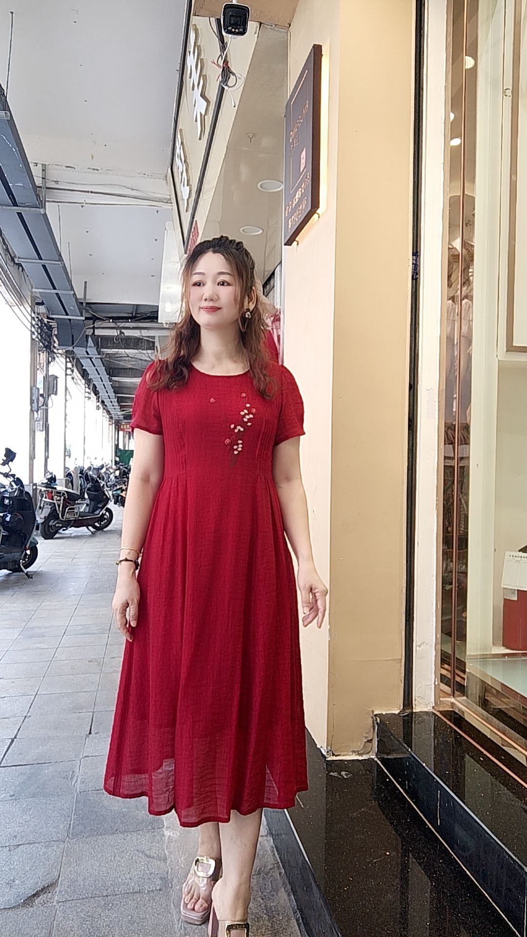优雅高端档次新中式连衣裙款