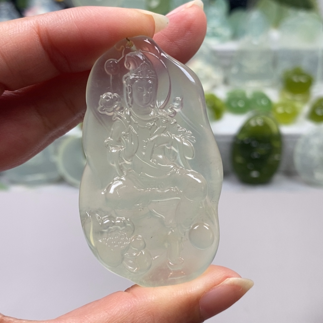 ****蛇纹石玉未镶嵌颈饰