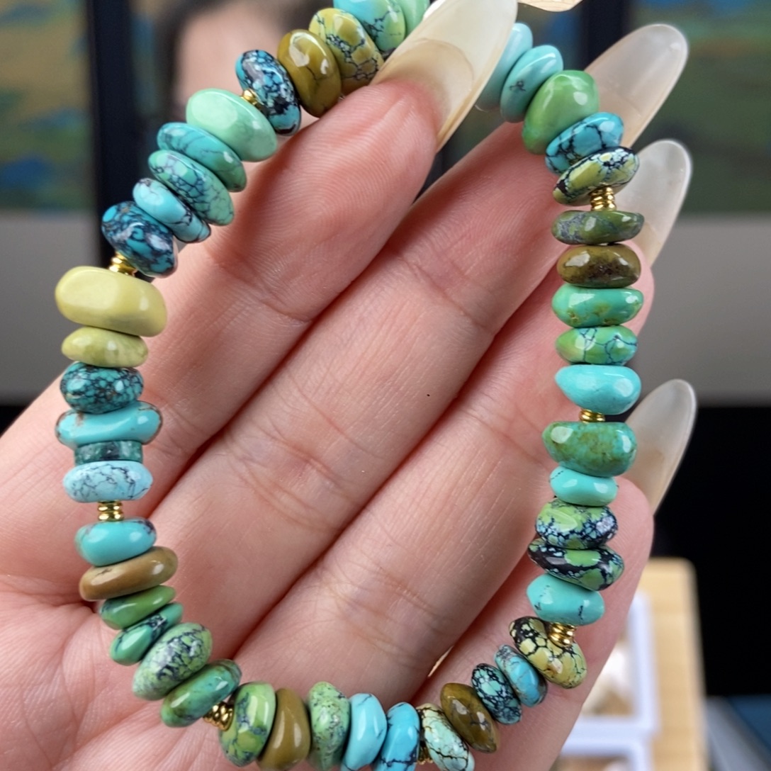 未镶嵌绿松石珠宝奇石