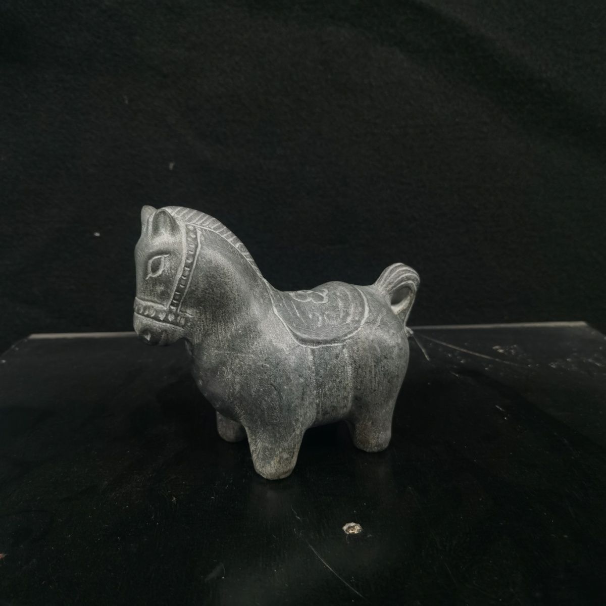 青石生肖马整石雕刻茶宠雕塑摆件工艺品原始色小马秦马摆件