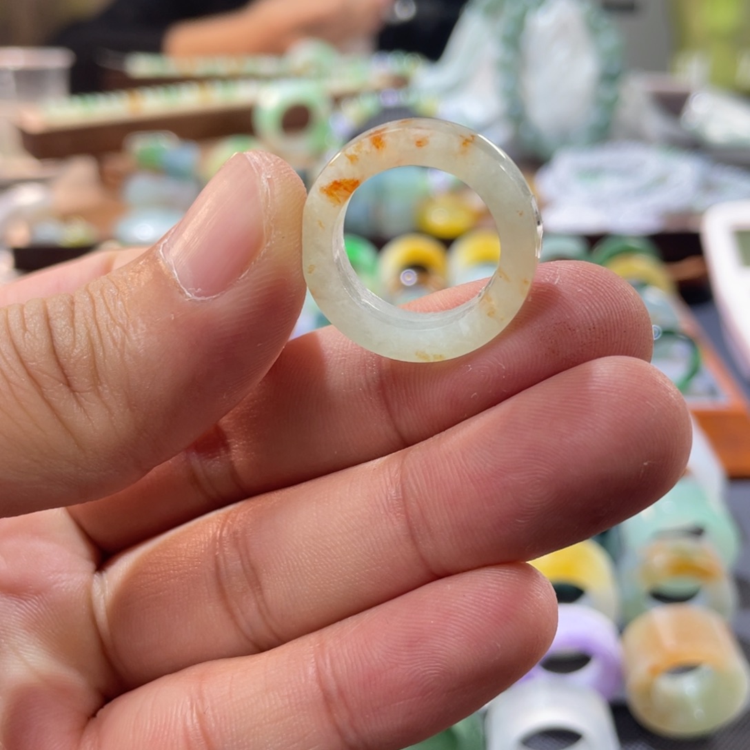 定制翡翠未镶嵌圈口13