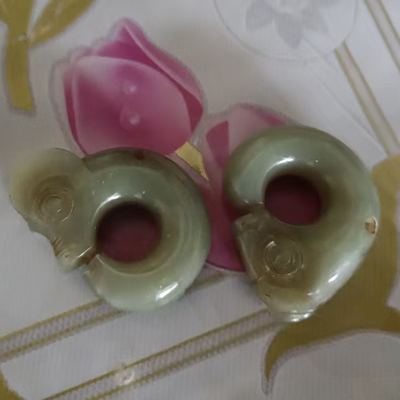 精品和田玉玉猪龙