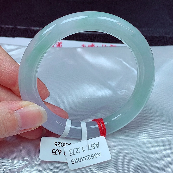 翡翠手镯未镶嵌M****晗手镯57.5