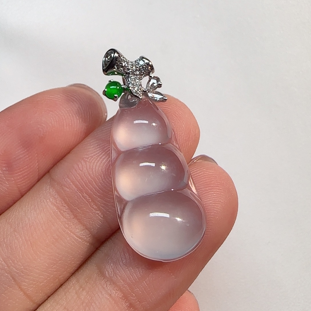 翡翠18K金镶嵌吊坠(不含链)福豆