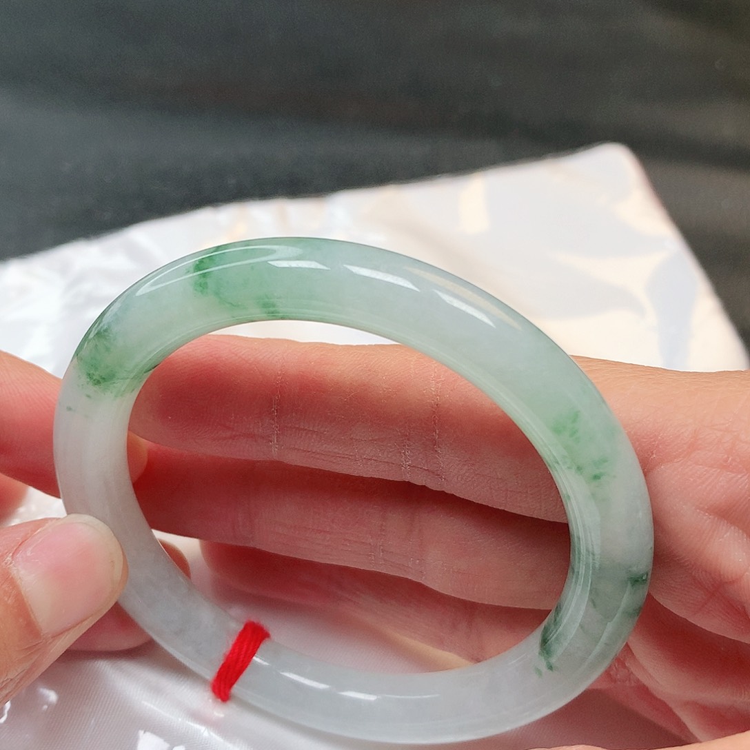 翡翠手镯未镶嵌95号