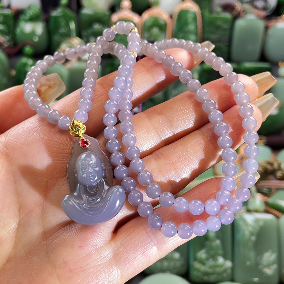 和田玉挂件18K金镶嵌