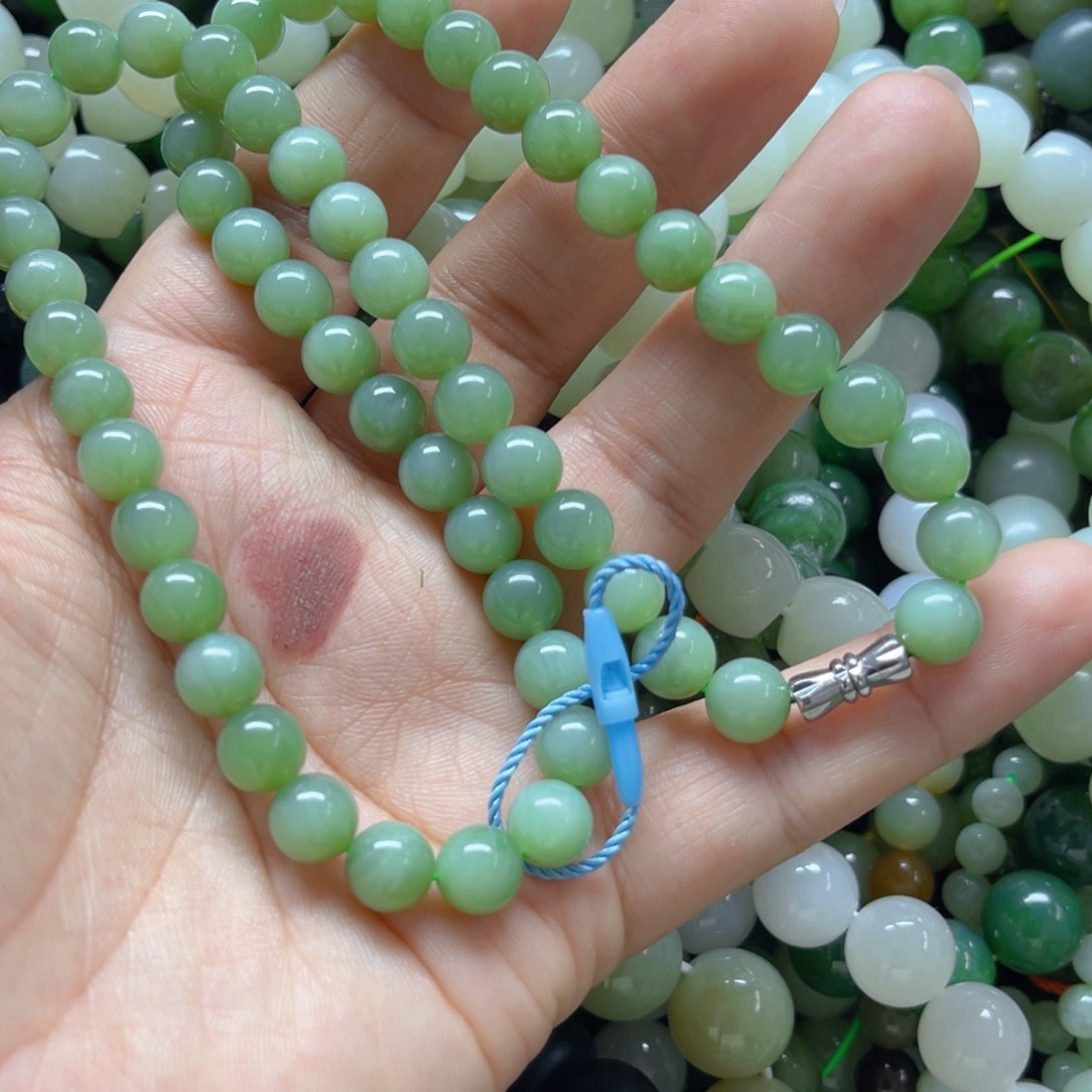 未镶嵌和田玉手链