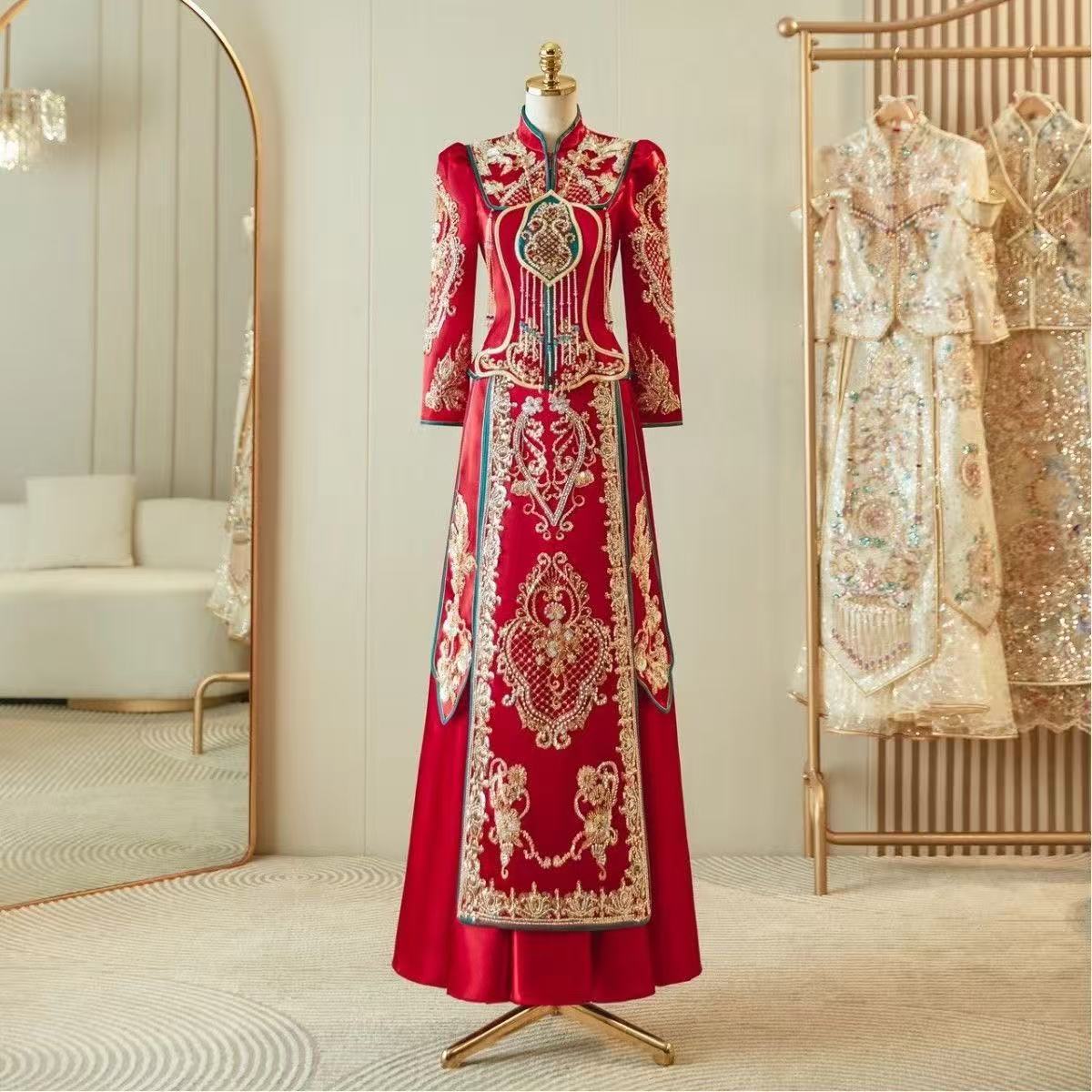 新中式立体剪裁女士秀禾服新中式