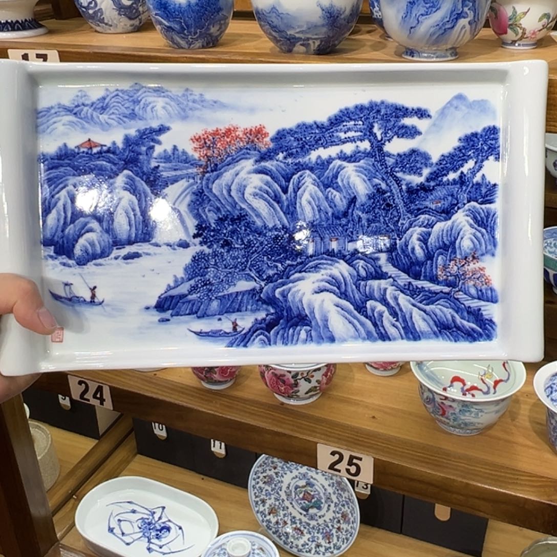 a***指青花手工山水干泡台一个