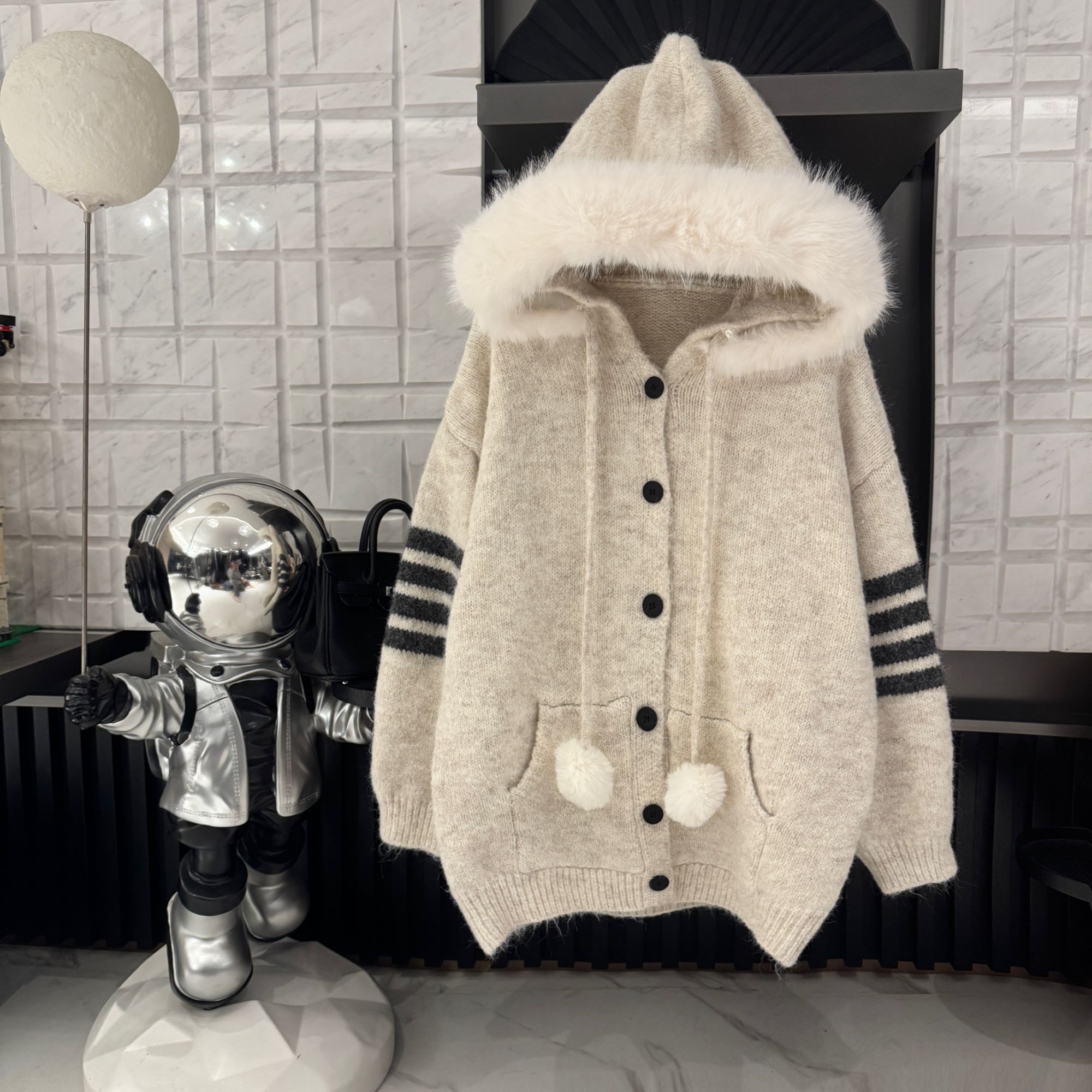 【她的记忆】秋季女款慵懒软糯毛绒长袖毛织毛衣连帽外套CP618