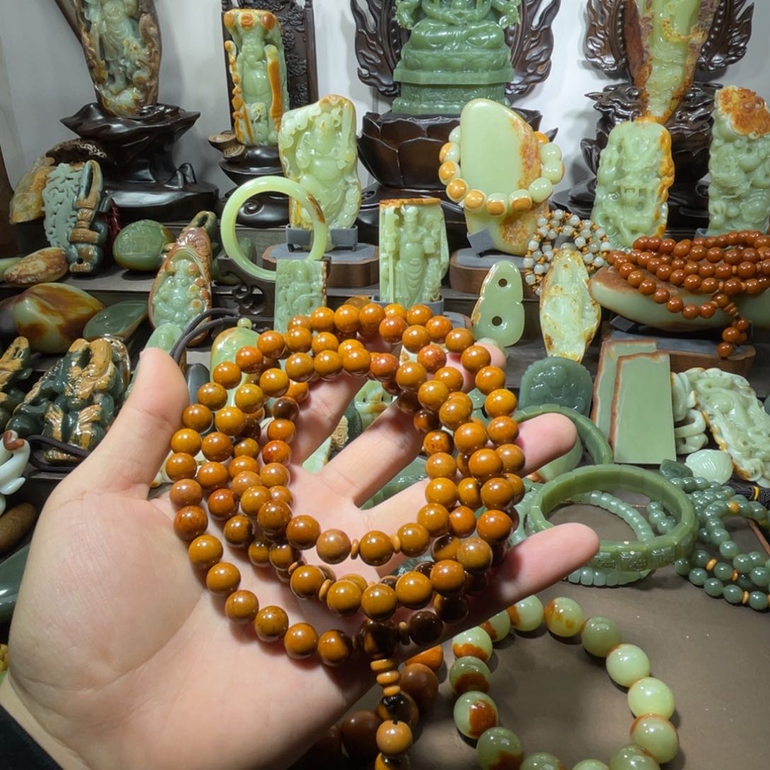 岫岩河磨玉（透闪石质玉）108未镶嵌