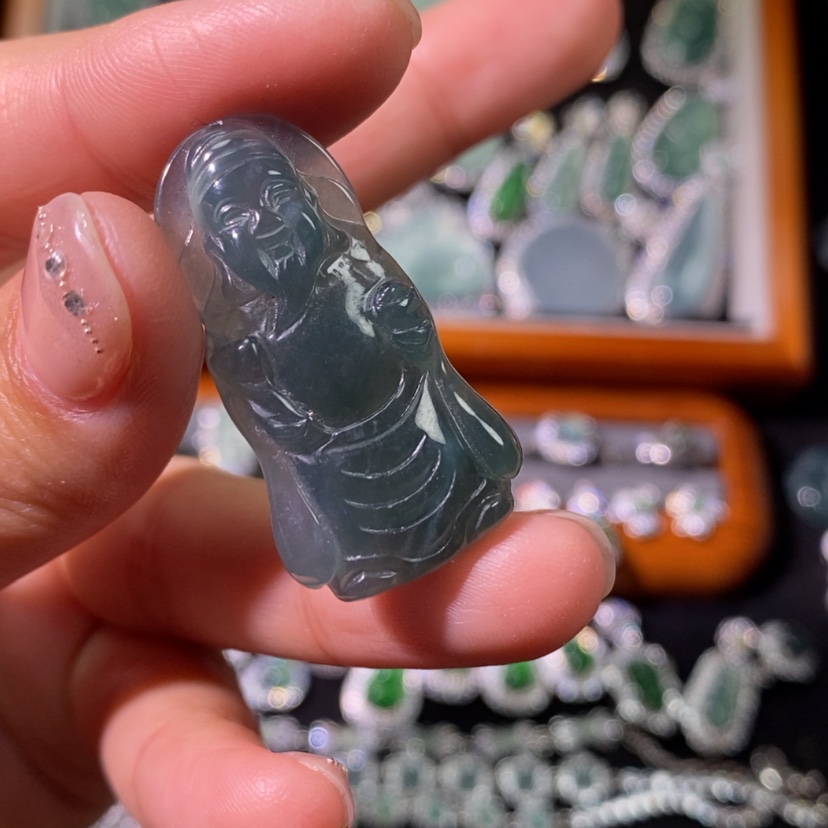 【闪购商品】翡翠颈饰未镶嵌天然