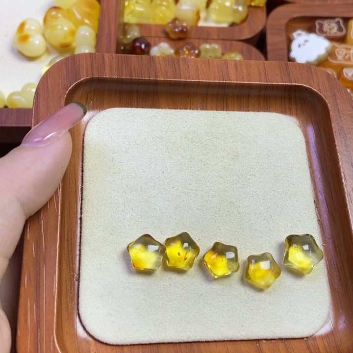 琥珀未镶嵌珠宝奇石星星