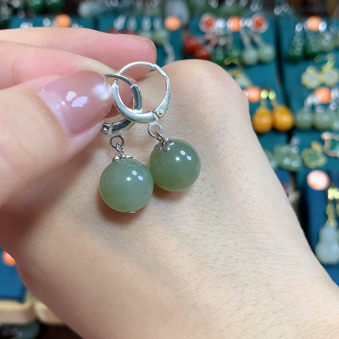 和田玉银S925镶嵌耳饰卡12左右