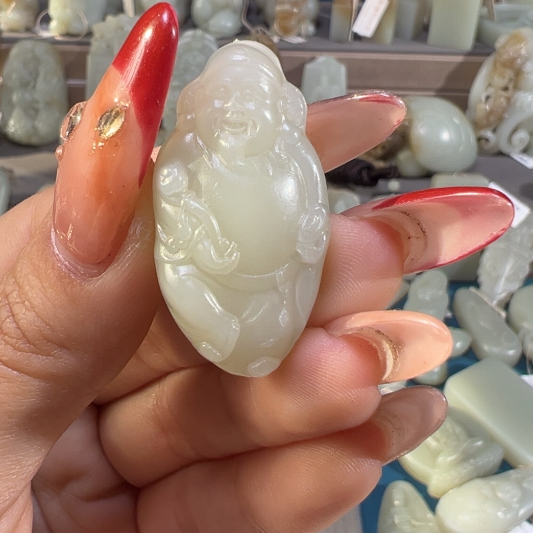 和田玉（糖玉）未镶嵌颈饰