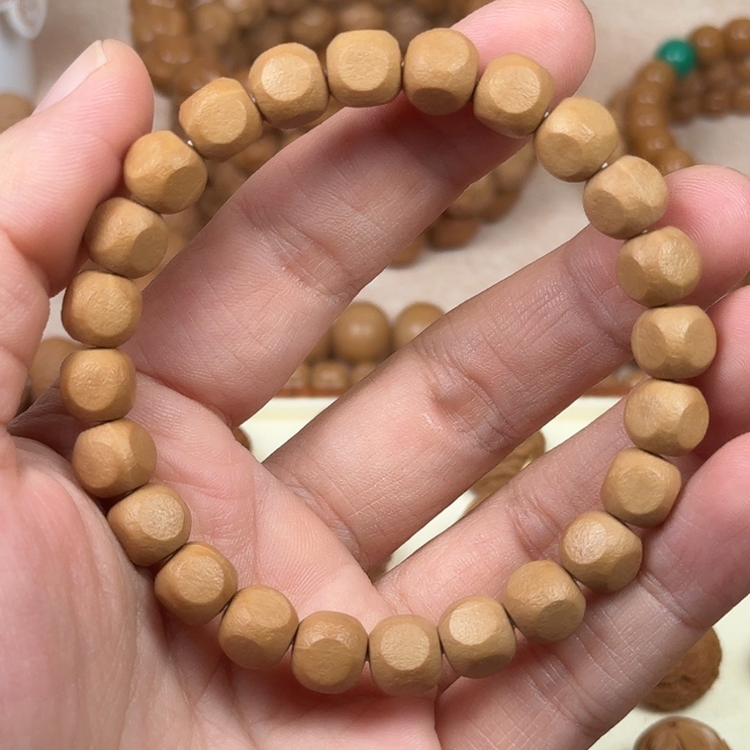 吊坠猴头核桃橘皮纹猴头六方