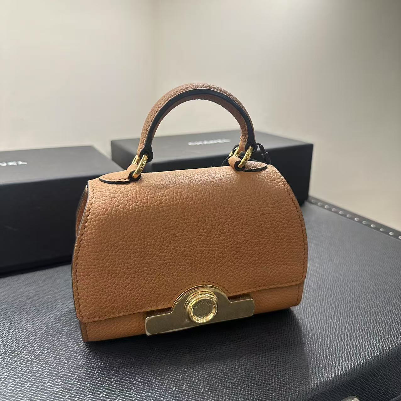 95新 Chanel/香奈儿 伦老板/95新/香奈儿