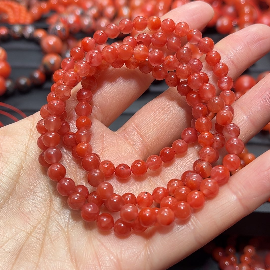 南红玛瑙手链未镶嵌