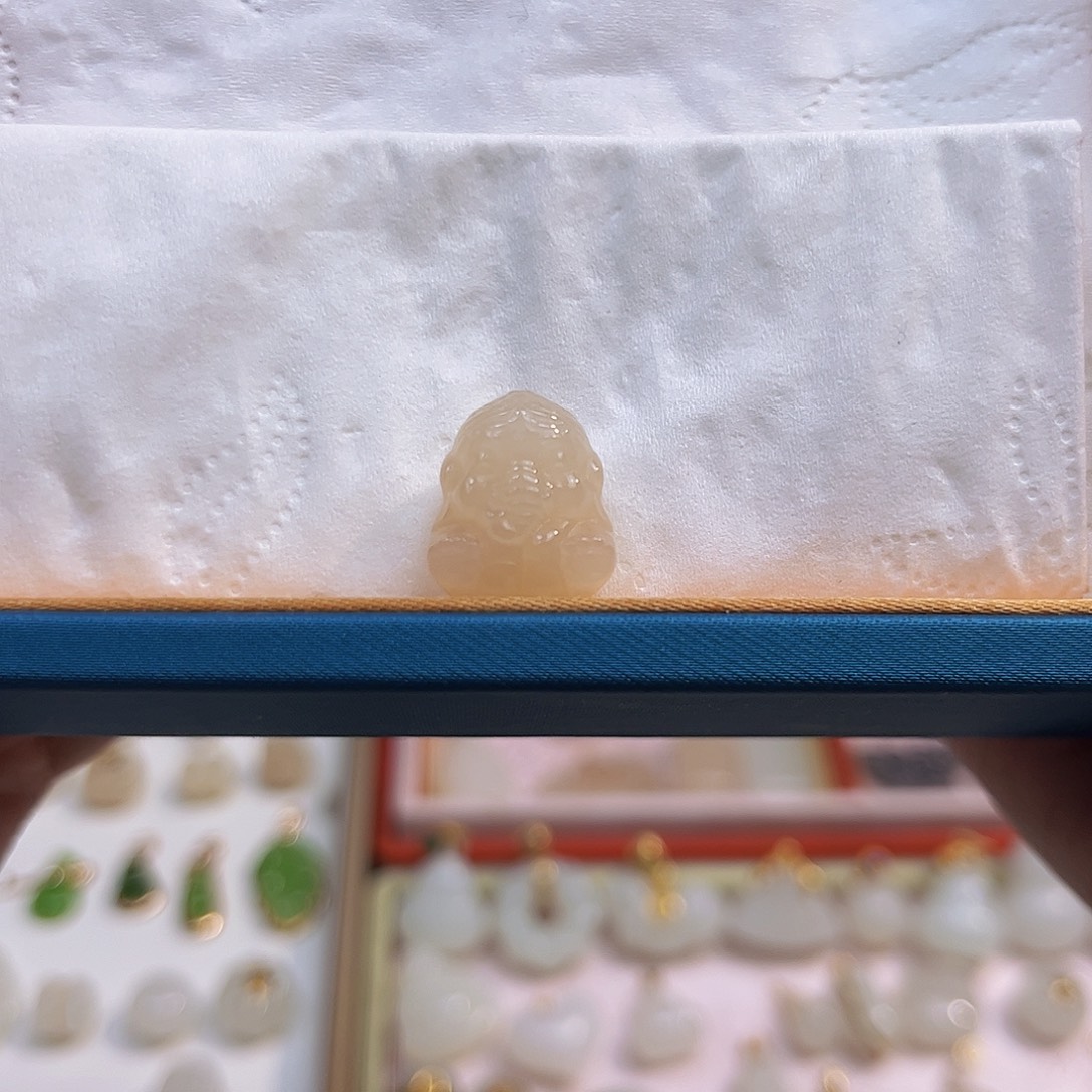 和田玉未镶嵌吊坠(不含链)