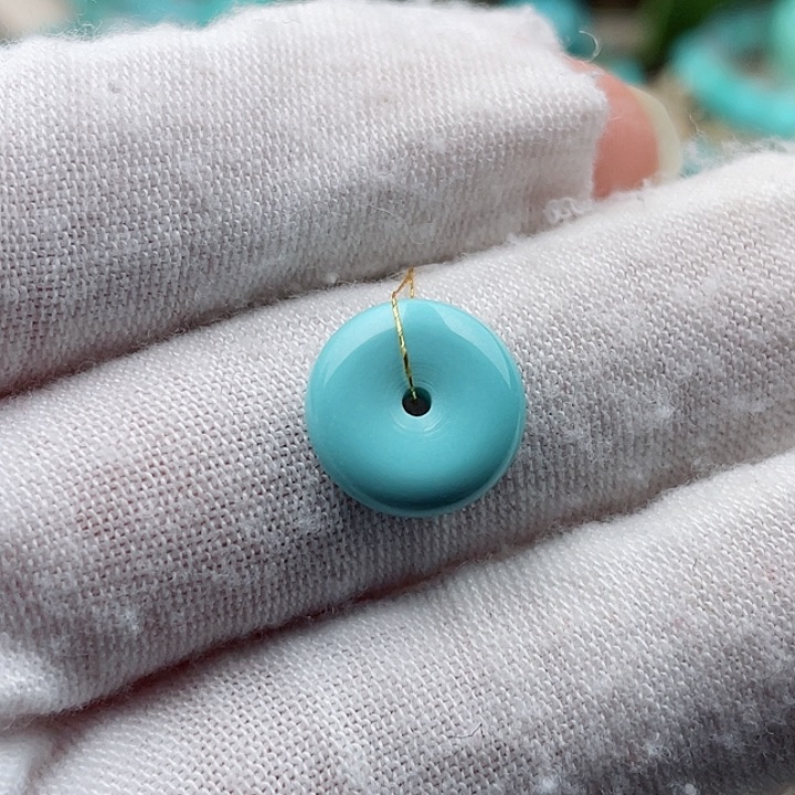 绿松石配饰未镶嵌