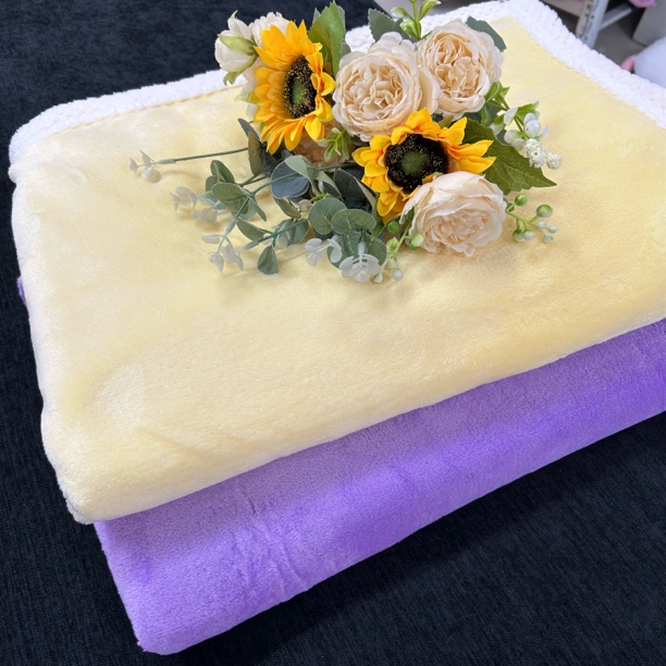 紫色毛绒毯子长度2米宽度1.2米加厚保暖美容院足疗按摩推拿理疗