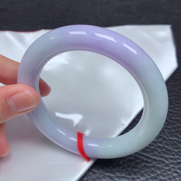 翡翠手镯（圆镯）未镶嵌