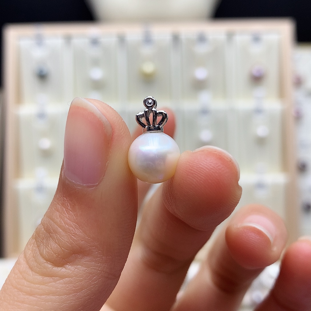 淡水珍珠合金颈饰