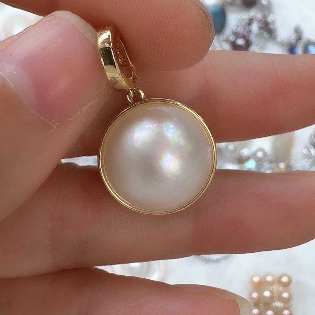 颈饰未镶嵌拼合珍珠（马贝珠）