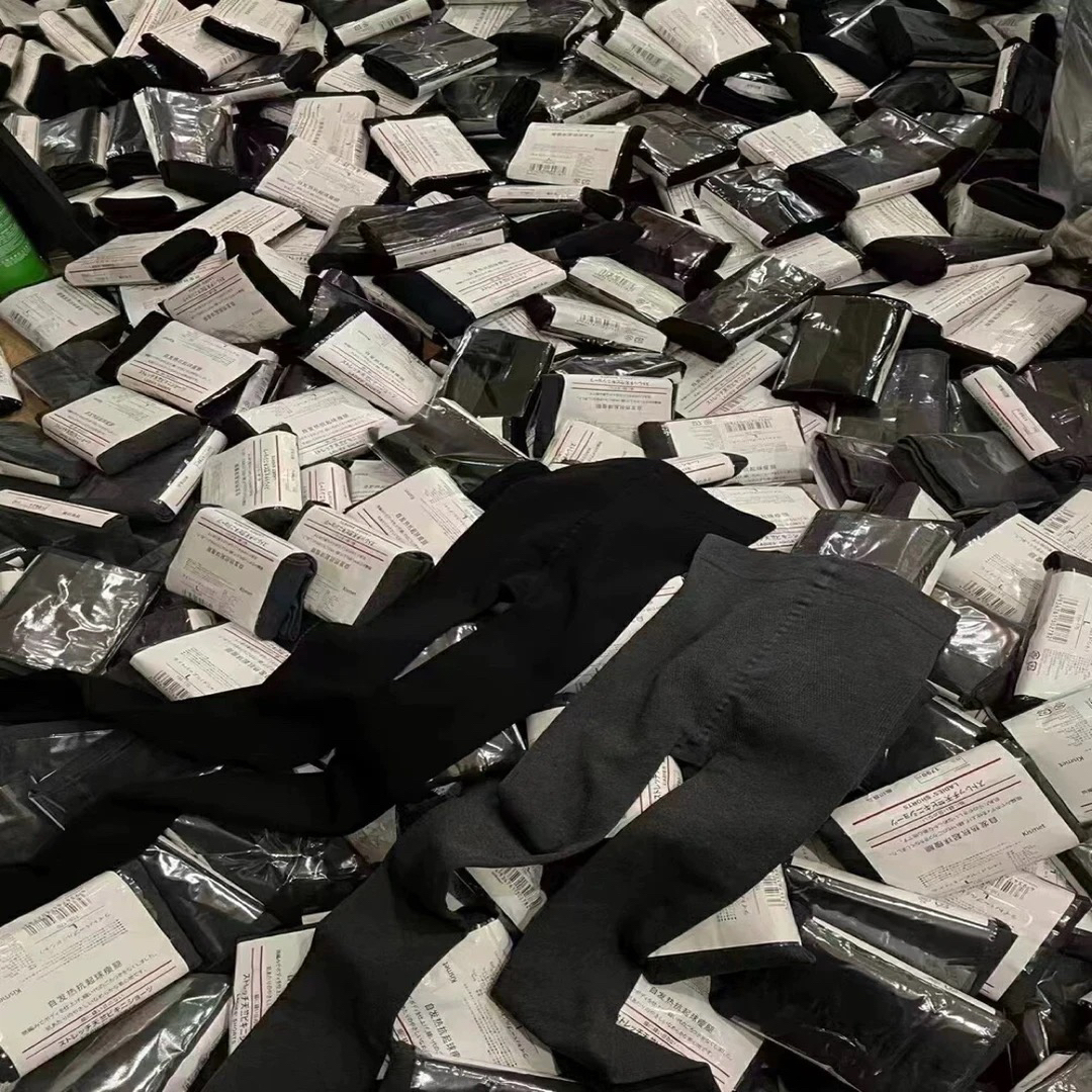 DaYa* 8801 (秋冬每人必备瘦腿袜) 连脚袜