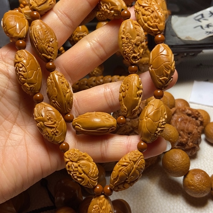 【闪购商品】橄榄核吊坠荷塘月色手持