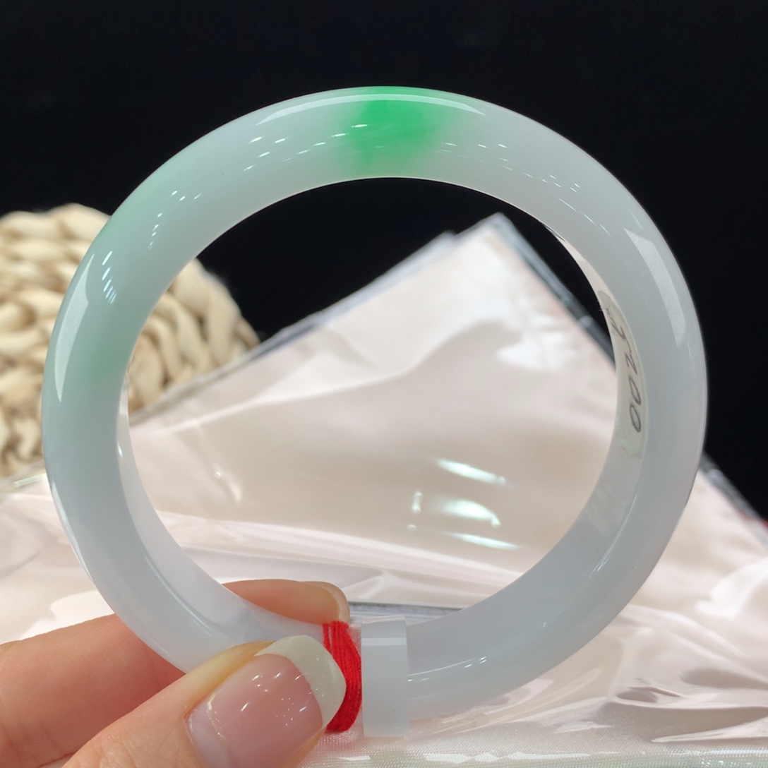 翡翠手镯未镶嵌111-0025