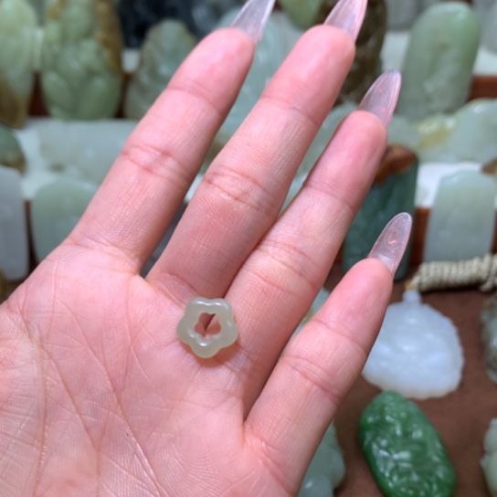 和田玉未镶嵌吊坠(不含链)