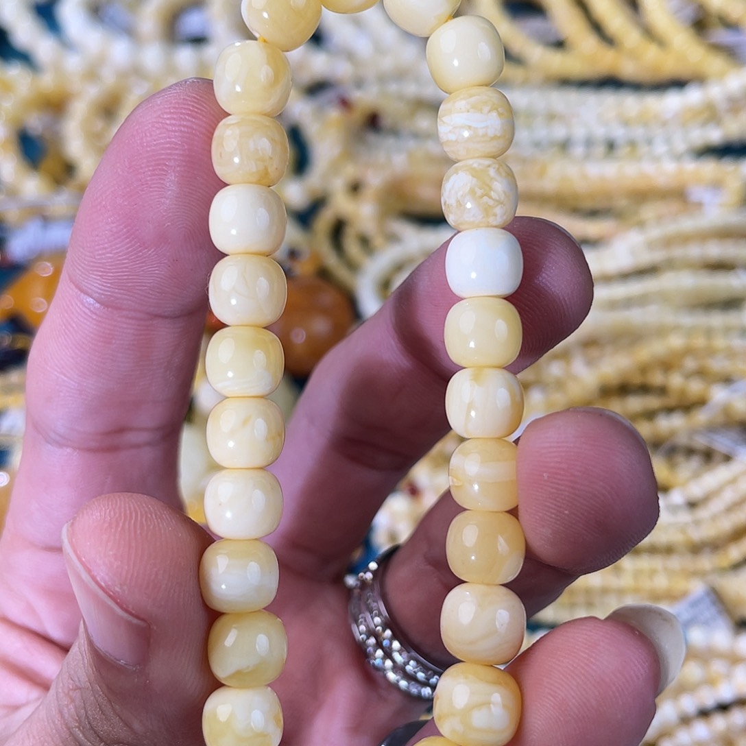 琥珀裸石未镶嵌DY241226B002