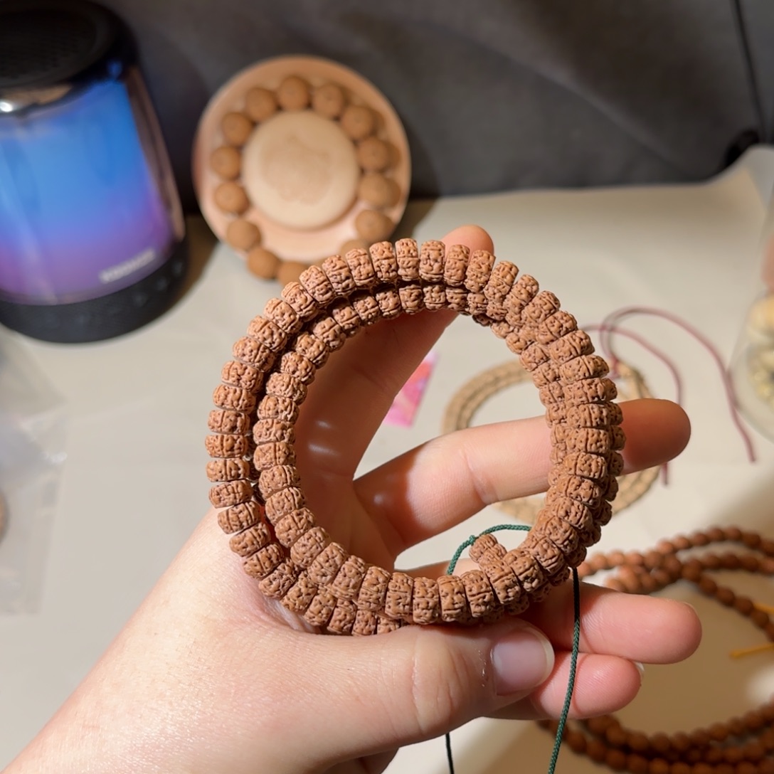 橄榄核吊坠?****菓金刚脖挂