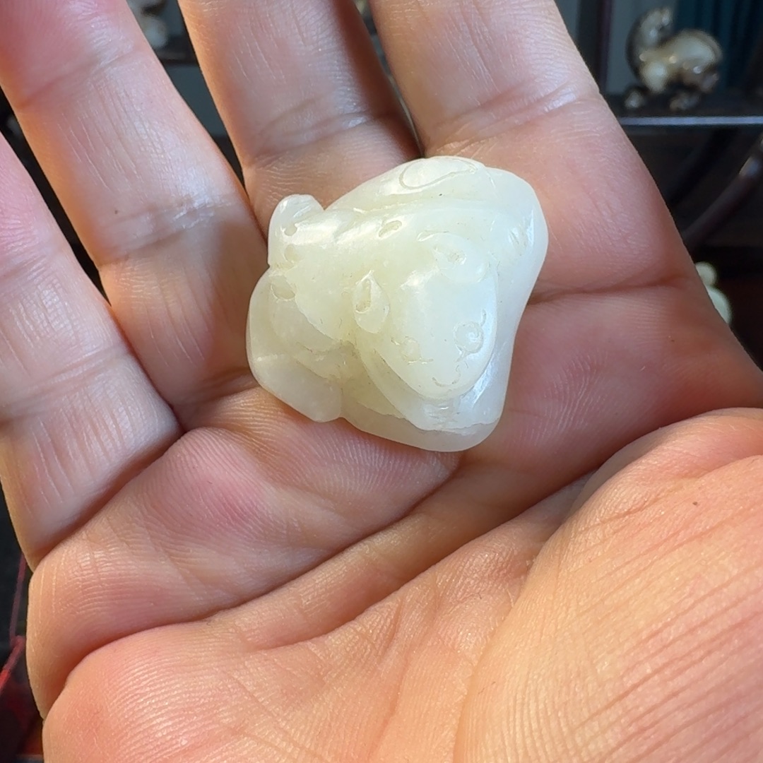 秋***鑫和田玉未镶嵌颈饰