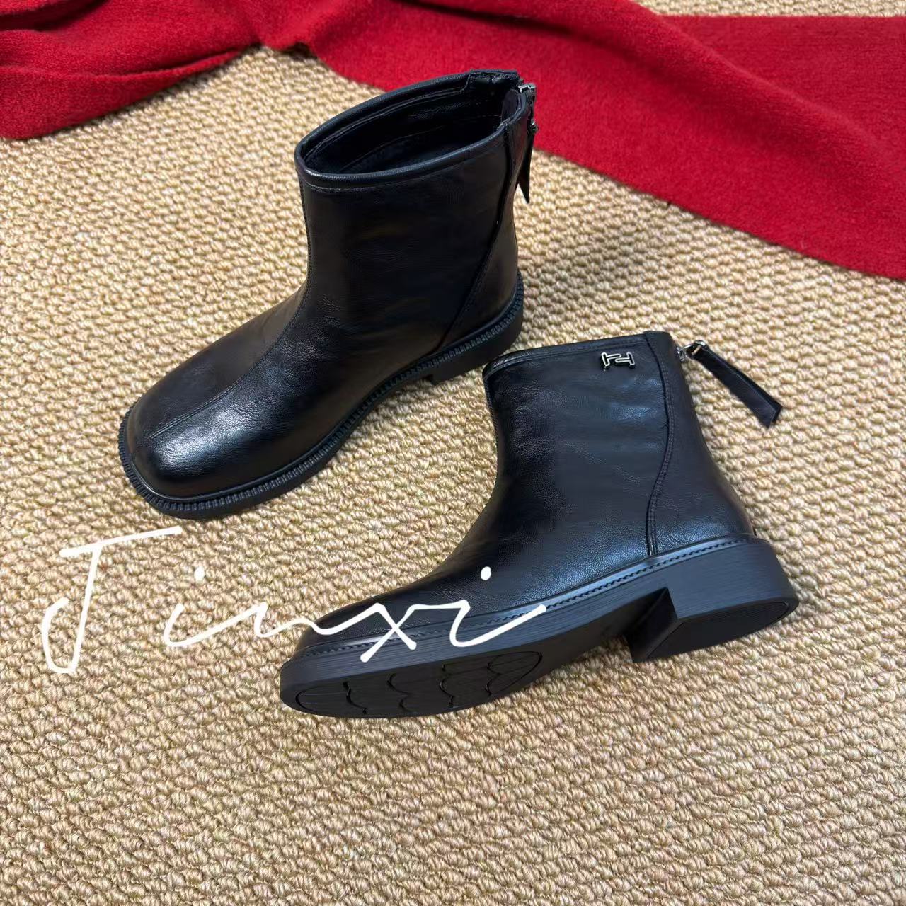 韩系方头休闲平底后拉链短靴-HGX2511039