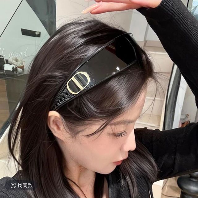 暴龙眼镜洋气墨镜发箍d家CD字母太阳镜女两用二合一小红书Y2K连体