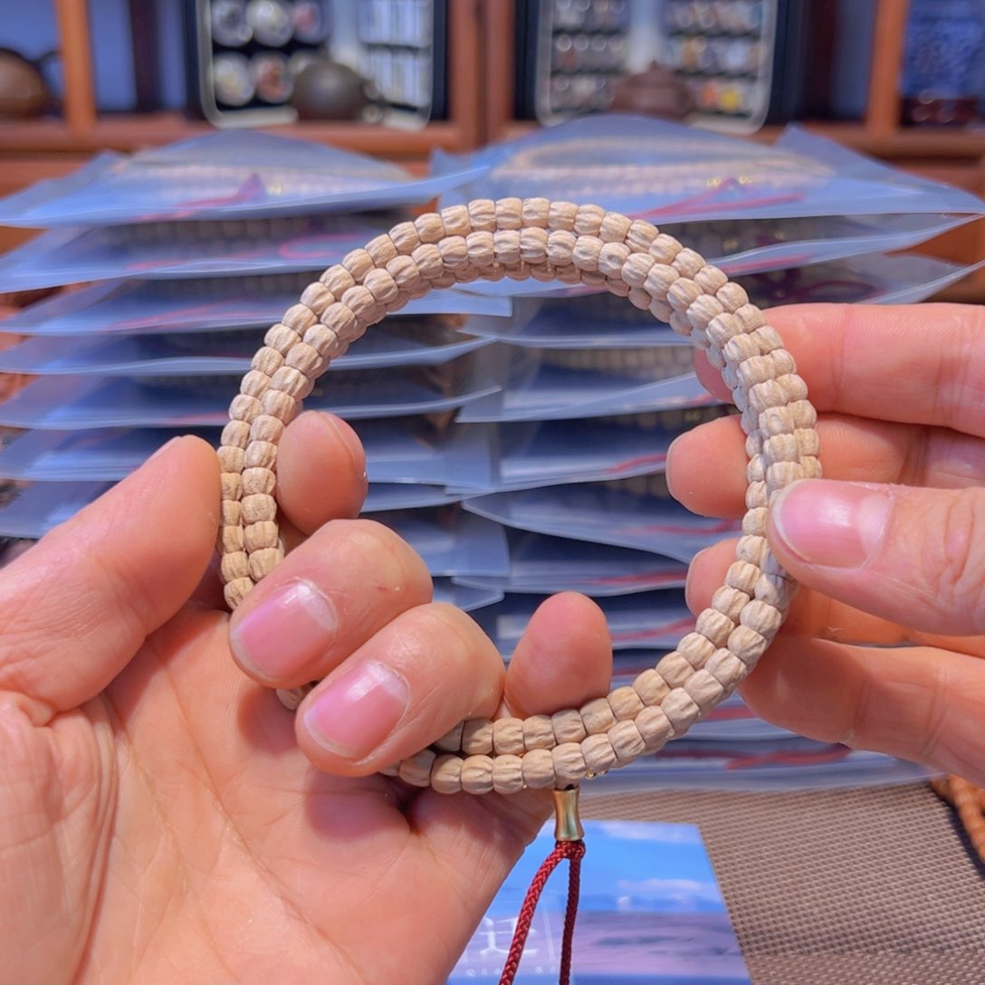 柏香籽/百香籽吊坠*️