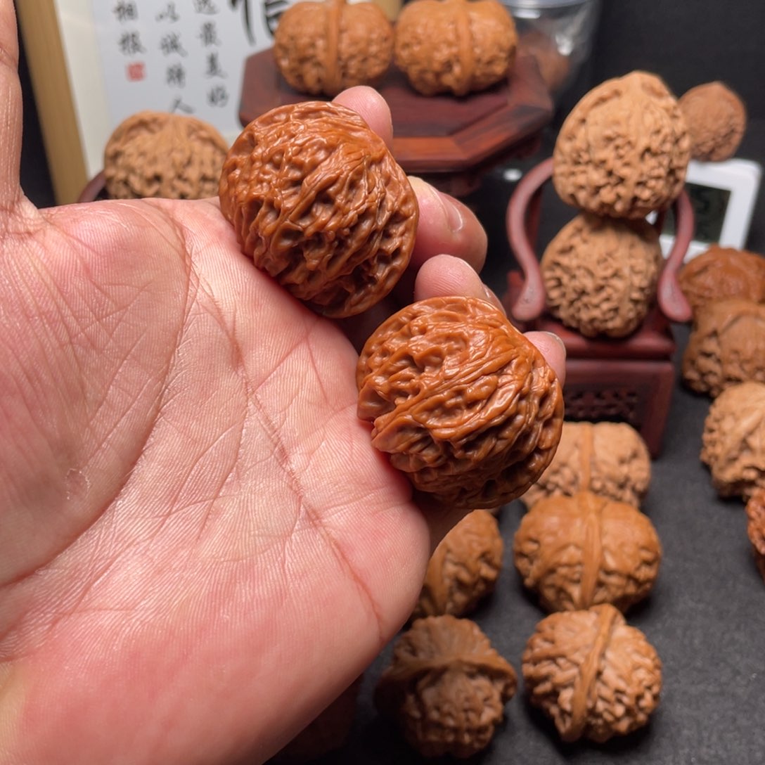 文玩核桃吊坠鱼**门41磨盘