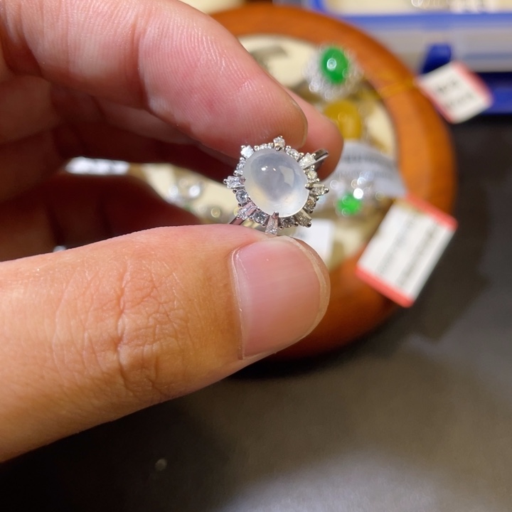 翡翠戒指未镶嵌戒指