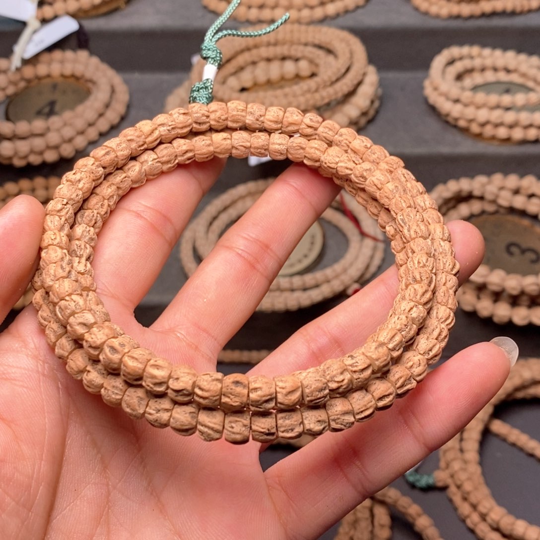 柏香籽/百香籽手串实物