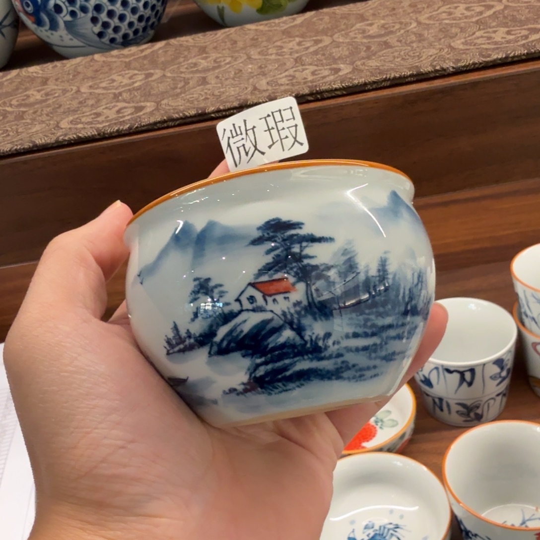 釉下手绘茶具微瑕