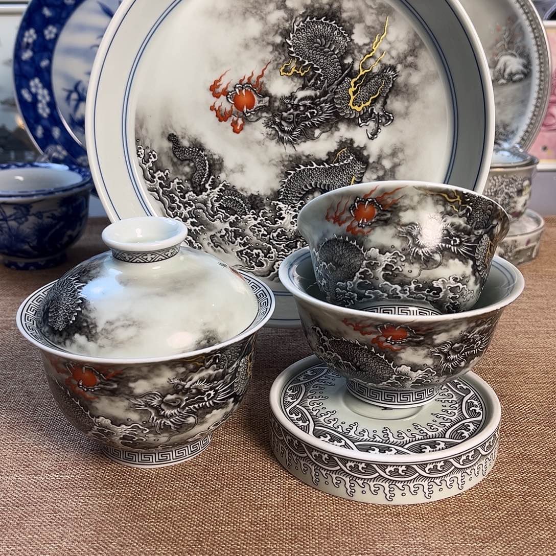 哈哈哈我也是很想知道