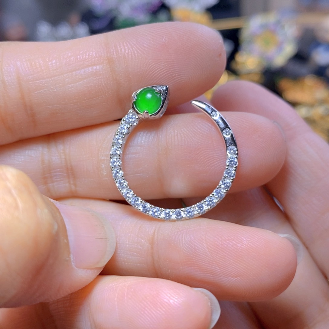 翡翠耳钉银S925镶嵌天然翡翠