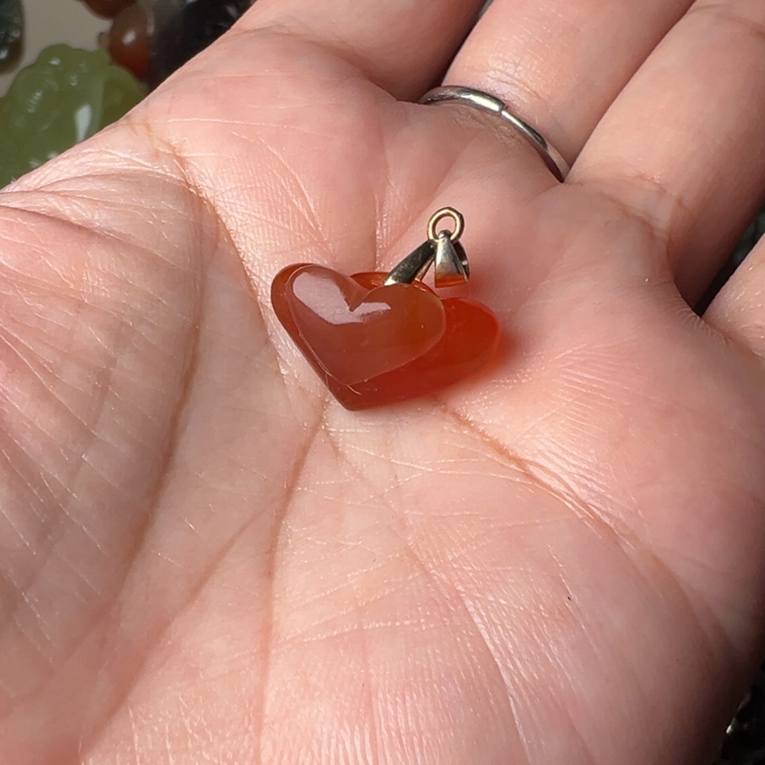 蛇纹石玉吊坠(不含链)未镶嵌