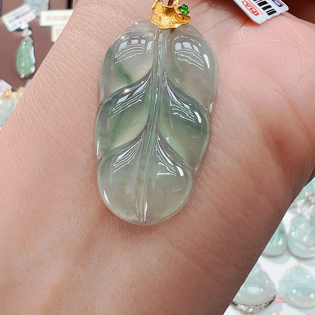 翡翠18K金镶嵌吊坠(不含链)叶子