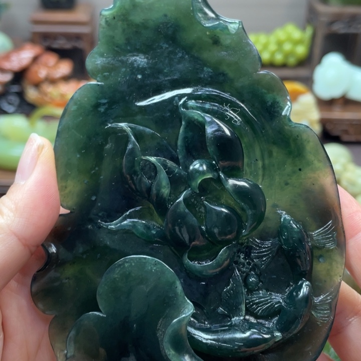 蛇纹石玉未镶嵌天然岫玉